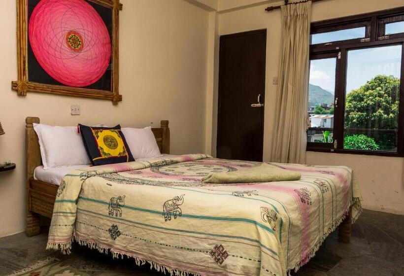 اتاق لوکس, Peace Eye Guest House