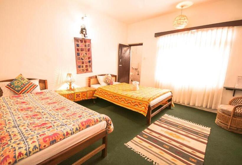 اتاق لوکس, Peace Eye Guest House
