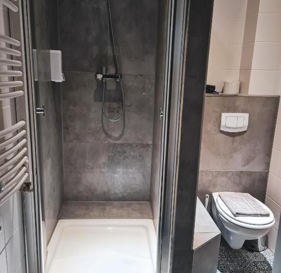 חדר סטנדרט, 108