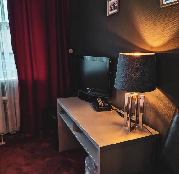 חדר סטנדרט, 108