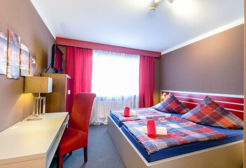 חדר סטנדרט, 108