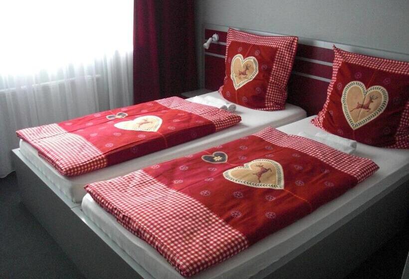 חדר סטנדרט, 108