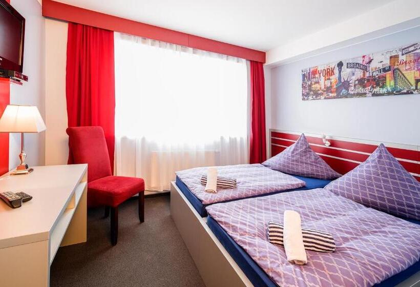 חדר סטנדרט, 108