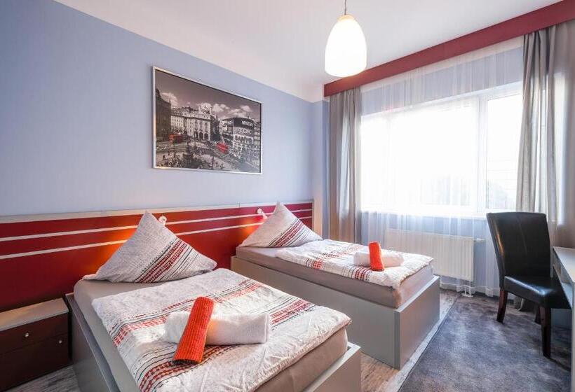 חדר סטנדרט, 108