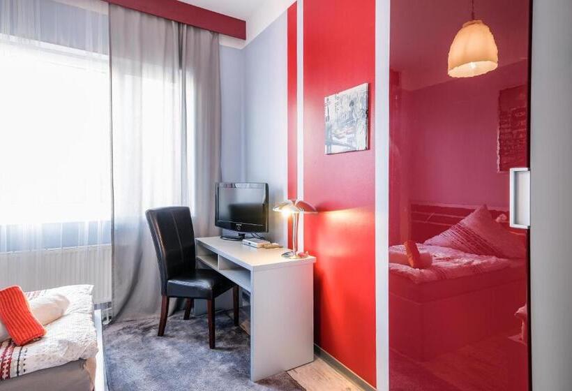 חדר סטנדרט, 108