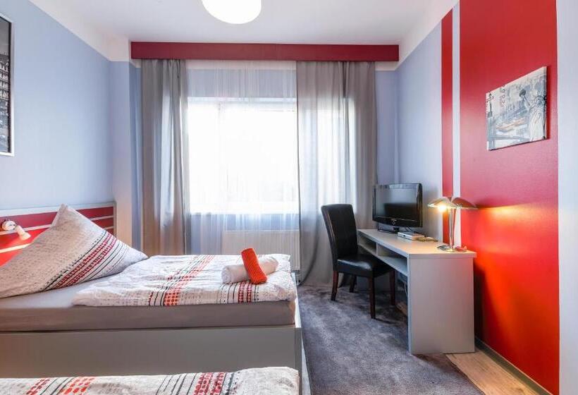 חדר סטנדרט חדר אמבטיה משותף, 108