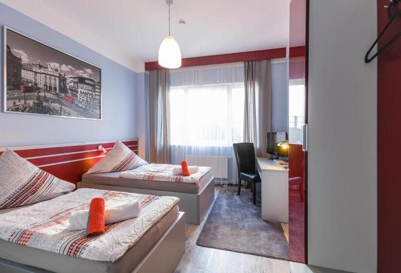 חדר סטנדרט חדר אמבטיה משותף, 108