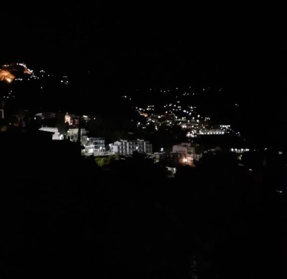 חדר סטנדרט עם מיטת קינג, Athena Charming Rooms