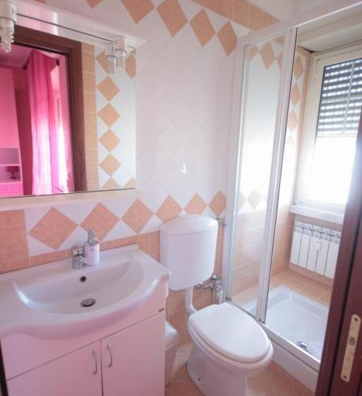 חדר לארבעה סטנדרטי עם מרפסת, Marco Aurelio