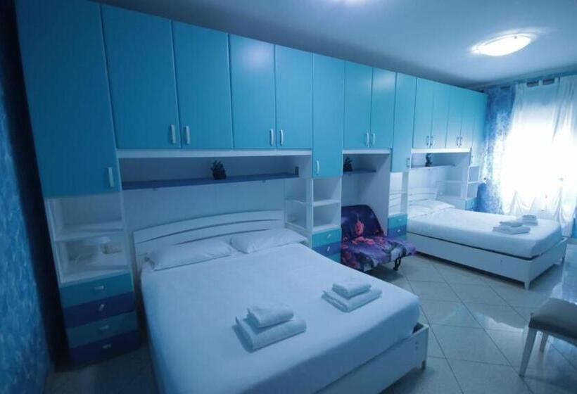 חדר סטנדרט לארבעה, Marco Aurelio