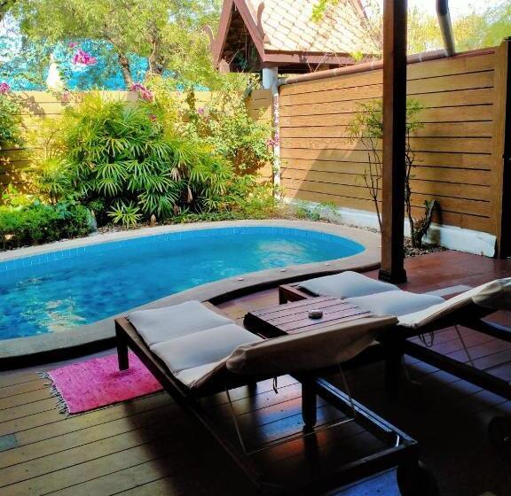 Villa 1 Schlafzimmer mit Schwimmbad, Btc Boutique Resort Private Pool Villas And Studios Hua Hin บ้านทะเลจีน บูติค รีสอร์ท หัวหิน