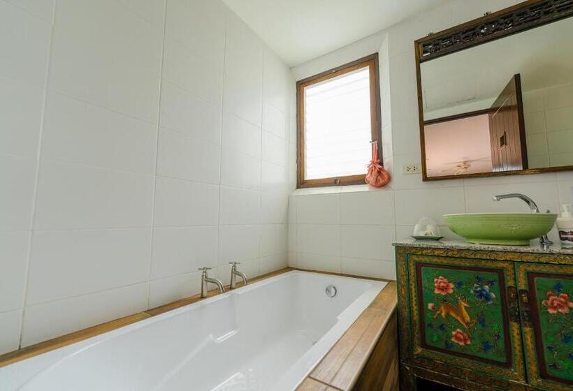 Standard Studio mit Terrasse, Btc Boutique Resort Private Pool Villas And Studios Hua Hin บ้านทะเลจีน บูติค รีสอร์ท หัวหิน