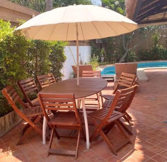 3 Schlafzimmer Villa mit Pool, Btc Boutique Resort Private Pool Villas And Studios Hua Hin บ้านทะเลจีน บูติค รีสอร์ท หัวหิน