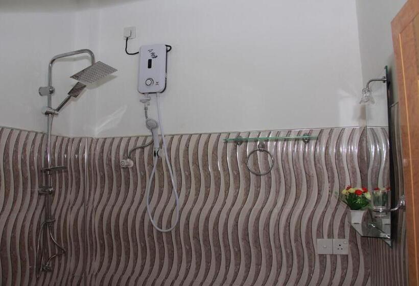 패밀리 룸, Resort Of Happiness