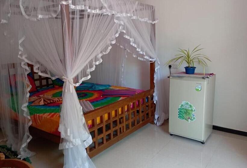 패밀리 룸, Resort Of Happiness