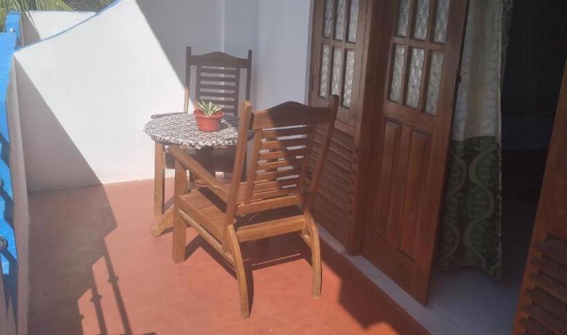 발코니 디럭스 룸, Resort Of Happiness