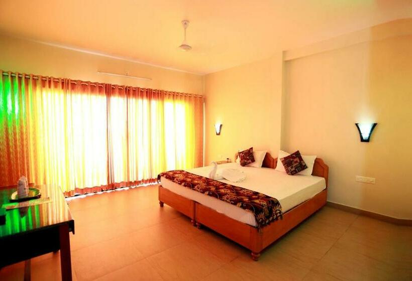 اتاق استاندارد با چشم‌انداز دریا, Cherai Beach Palace