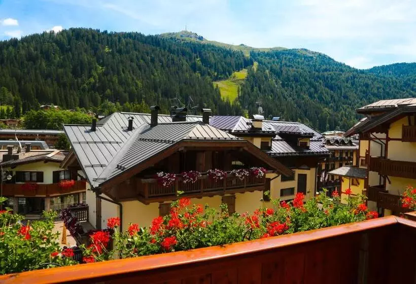 ファミリールーム, Dolomiti Hotel Cozzio