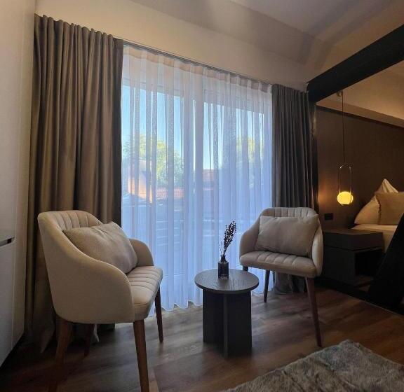 اتاق لوکس با بالکن, Harmshof Bispingen