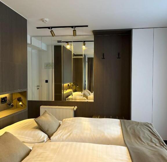 اتاق لوکس با بالکن, Harmshof Bispingen