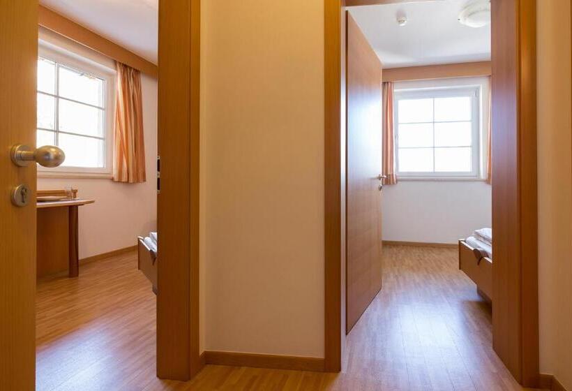 스탠다드 싱글 룸, Löwenwirt