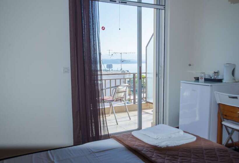 标准单人间, Milton