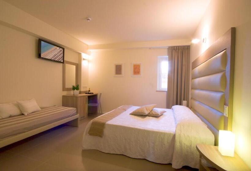 スタンダードトリプルルーム, Palazzo Ruschioni Boutique