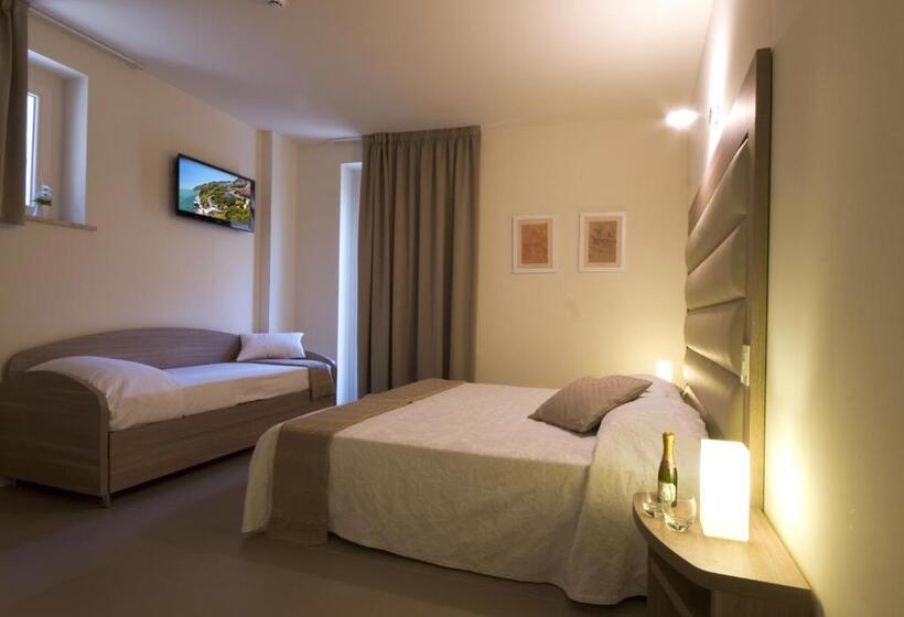 スタンダード4人部屋, Palazzo Ruschioni Boutique