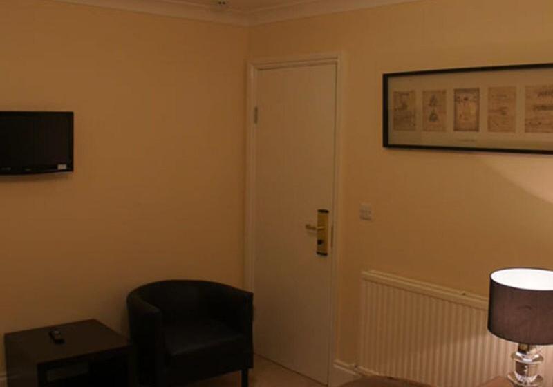 标准间, Sapphire Hotel London