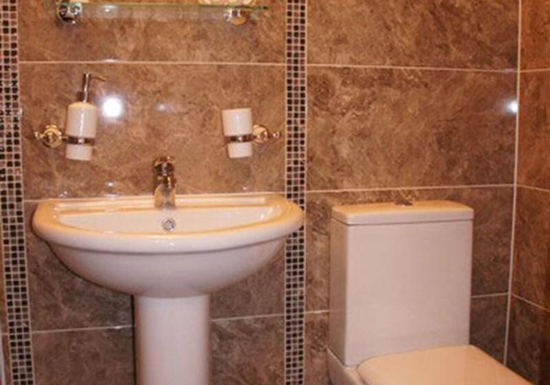 标准单人间, Sapphire Hotel London