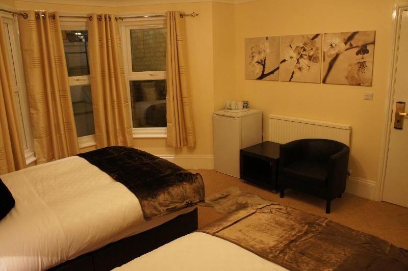 标准间, Sapphire Hotel London