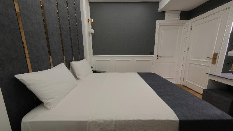 标准间, Sapphire Hotel London