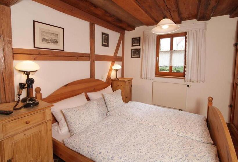 Номер Стандарт, Und Gasthof Ritter St. Georg
