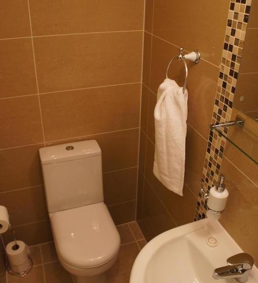 标准间, Sapphire Hotel London