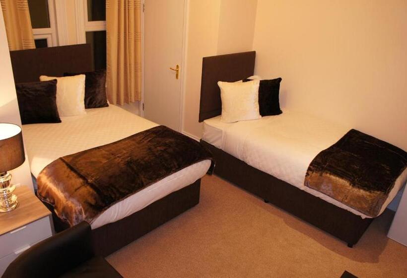 标准间, Sapphire Hotel London