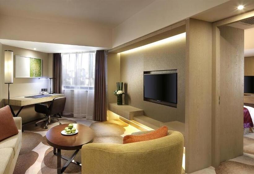 Апартаменты 1 Спальня, Holiday Inn Kunming City Centre, An Ihg