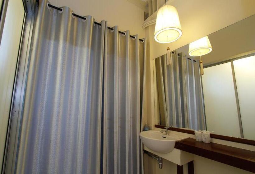 Номер Deluxe, 3b Boutique