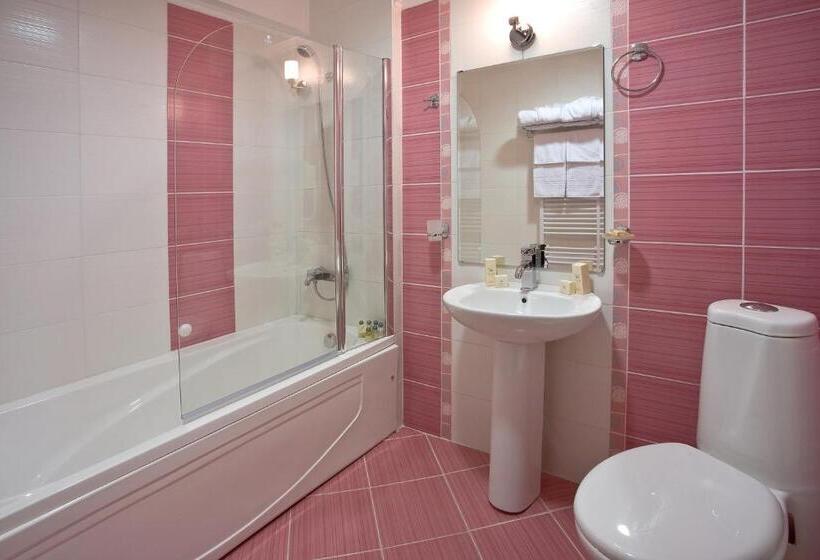 발코니 디럭스 룸, Chinar