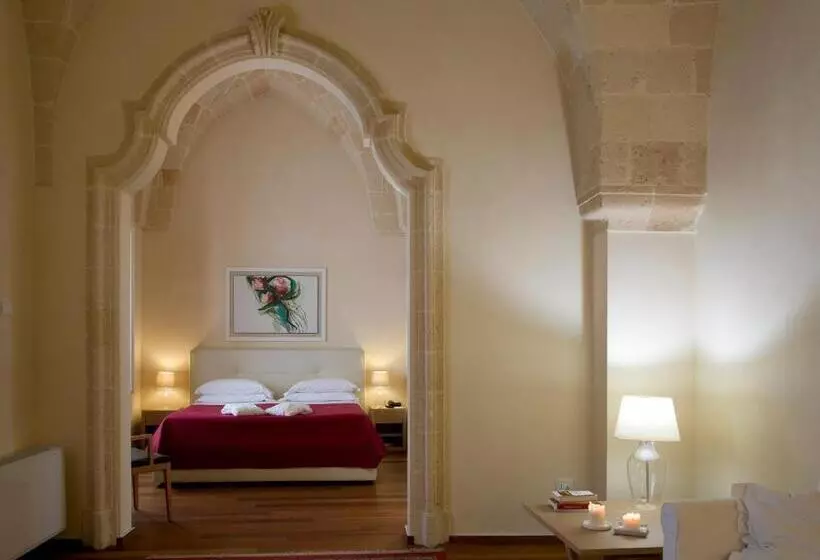 スイート, Corte Borromeo