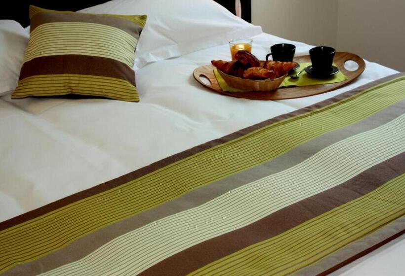 Номер Стандарт Трехместный, Côté Hôtel