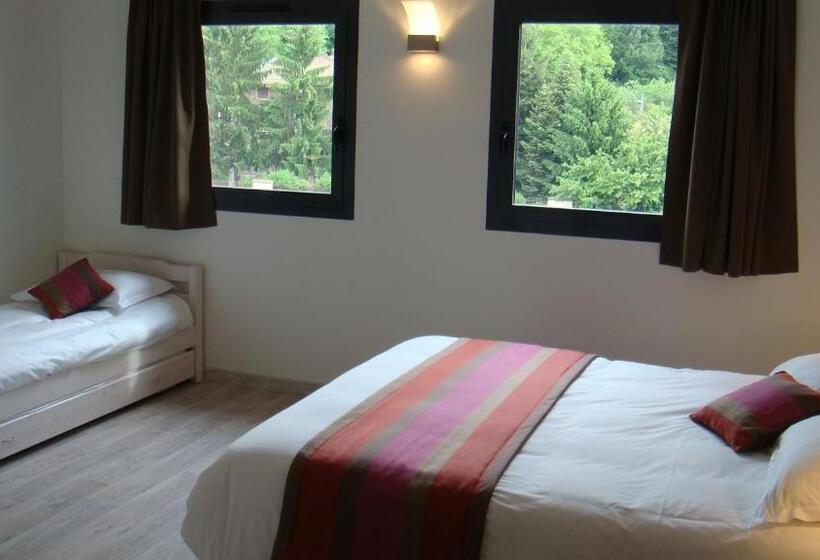 Четырехместный Номер Стандарт, Côté Hôtel