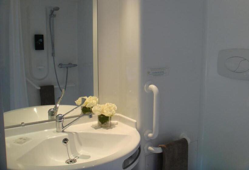 Четырехместный Номер Стандарт, Côté Hôtel