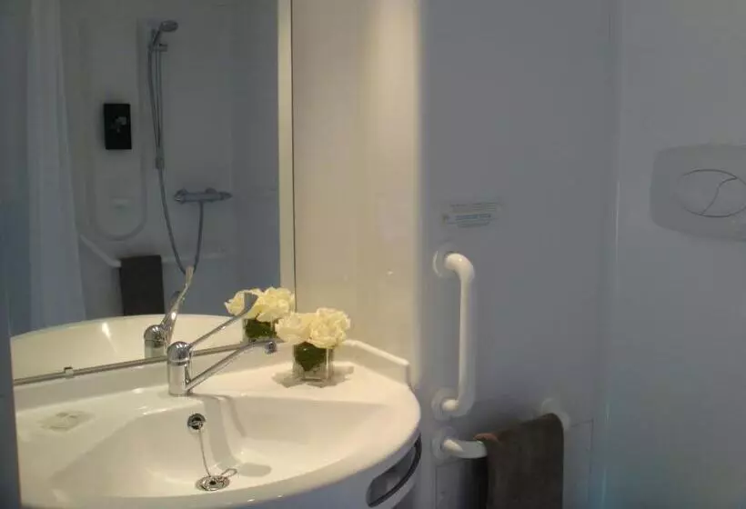اتاق استاندارد چهار تخته, Côté Hôtel