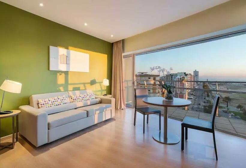 اتاق استاندارد, Eurostars Oasis Plaza