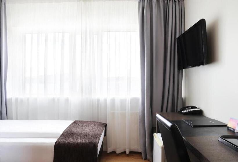 اتاق استاندارد یک نفره, Fosshotel Westfjords