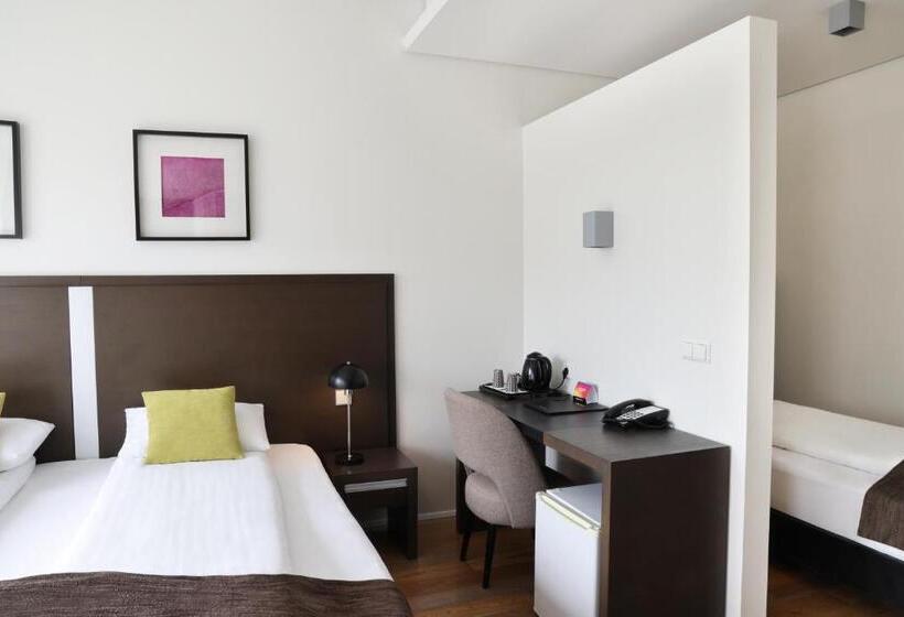 سوییت, Fosshotel Westfjords