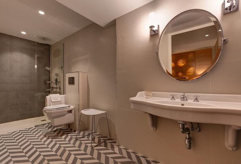 スタンダードトリプルルーム, Muguet