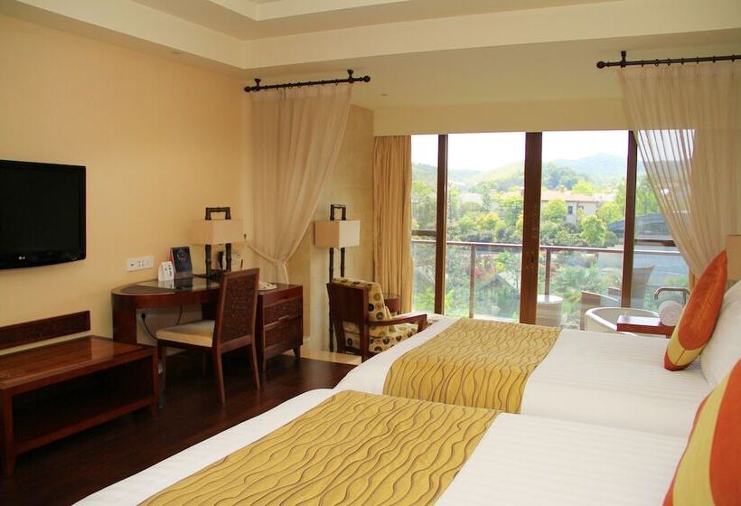 غرفة ديلوكس مطلة على الجبل, New Century Resort Jiu Long Lake Ningbo