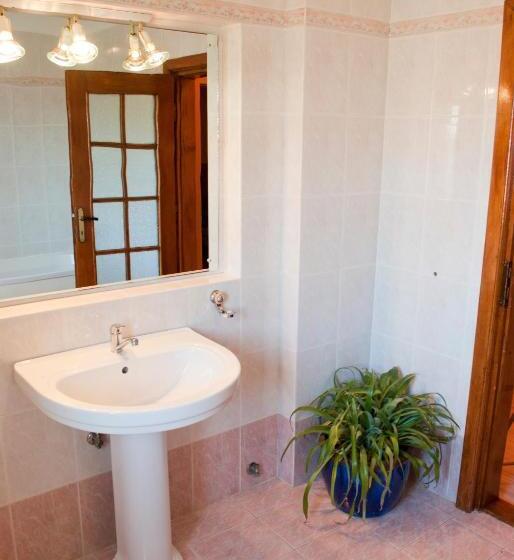 חדר סטנדרט לשלושה, Pensiunea Vlad