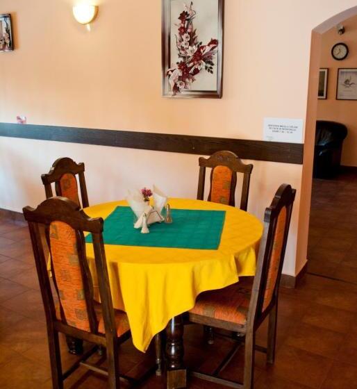 חדר סטנדרט לשלושה, Pensiunea Vlad